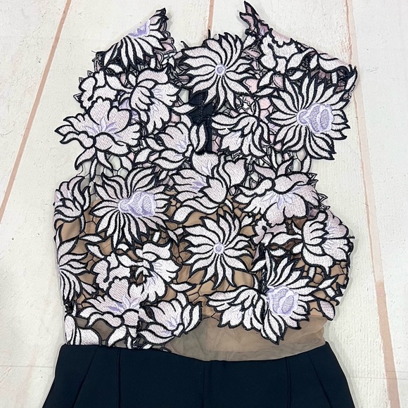 Self Portrait Lilac Guipure Floral Lace Sleeveless Jumpsuit - Picture 4 of 16